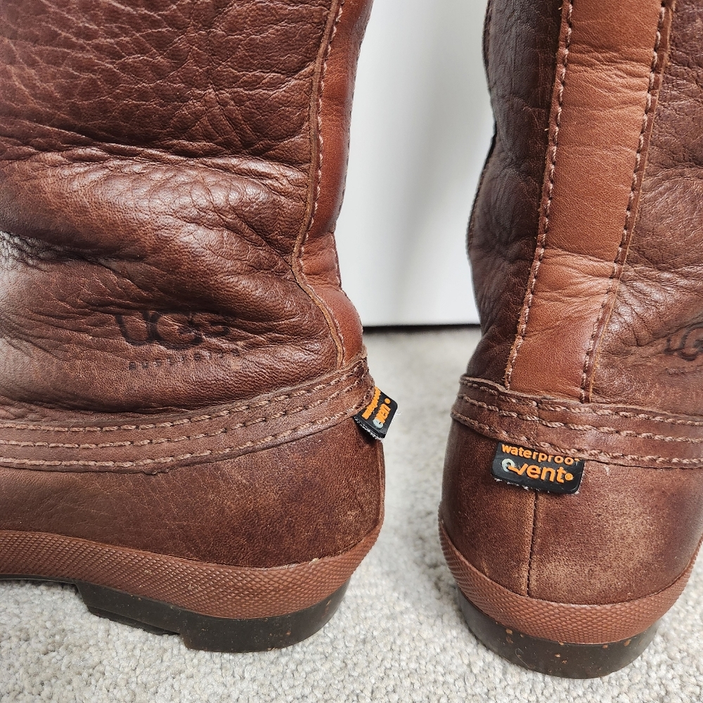 UGG Brown & Cream Lace-Up Winter Boots with Shearling Trim - Picture 5 of 15